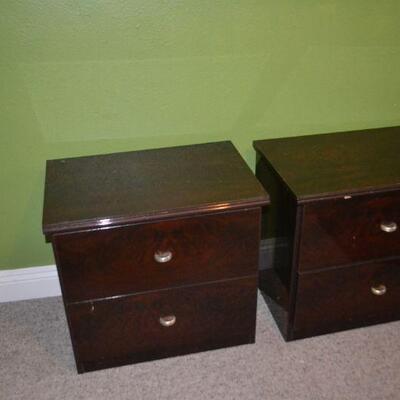 LOT 91 TWO NIGHT STANDS AS IS