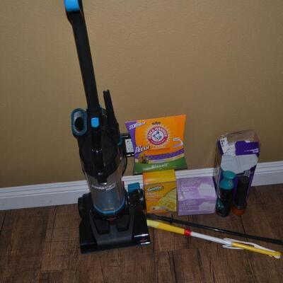 LOT 101 VACUUM AND CLEANING SUPPLIES