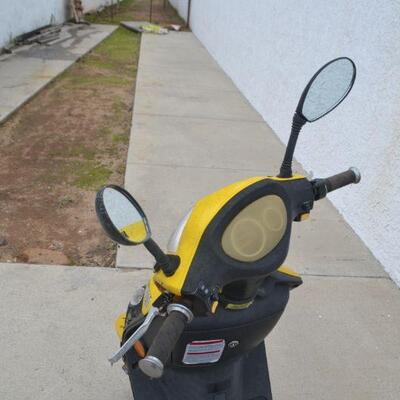 LOT 120 ELECTRIC SCOOTER