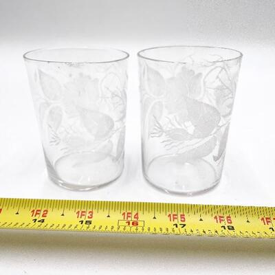 ETCHED GLASS BIRD AND ROSE GLASSES (LOT #12)