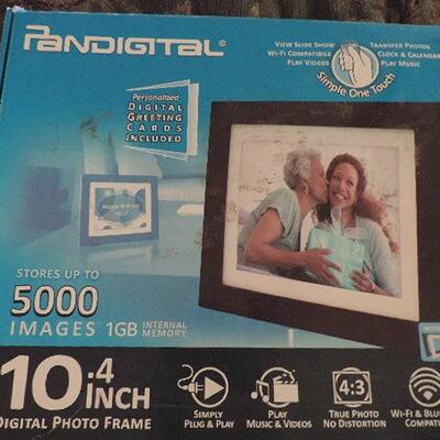 PANDIGITAL PICTURE FRAME