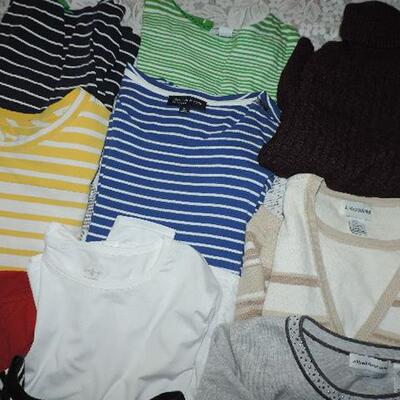 LADIES NAME BRAND TOPS