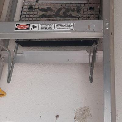 COMMERCIAL ALUMINUM LADDER & PAINTING SUPPLIES