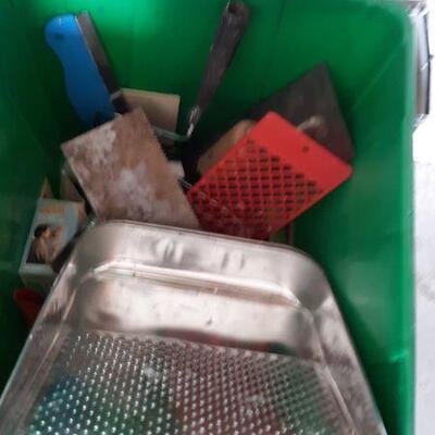 COMMERCIAL ALUMINUM LADDER & PAINTING SUPPLIES