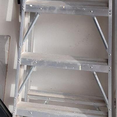 COMMERCIAL ALUMINUM LADDER & PAINTING SUPPLIES