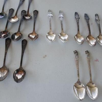 COLLECTABLE SPOONS