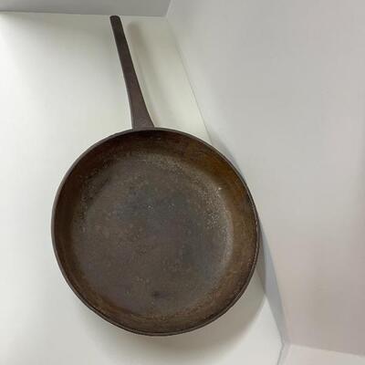 Hand Forged Cast Iron Skillet