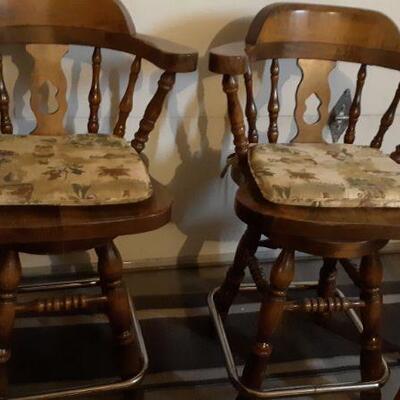 BAR STOOLS