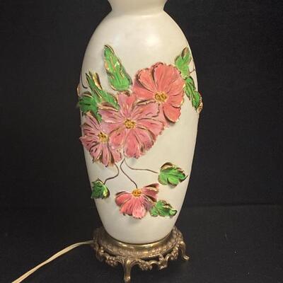 1950â€™s Floral Vase TV Lamp 