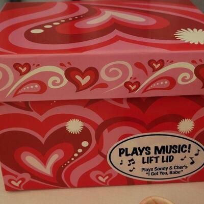 Lot 8: NEW Animated Valentine's Dog, Mixing Bowl, Measuring Spoons and Recipe Box