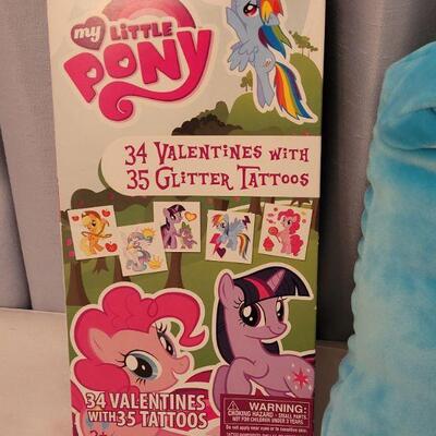 Lot 15: NEW Valentine's Pillow, Valentine's Cards, Pez and Fun Dough Hearts