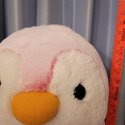 Lot 18: NEW Large Valentine's Soft Penguin Plushie 