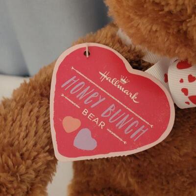 Lot 20: NEW Valentine's Day Cards, Stamps, Stickers, Pen & Teddy Bear