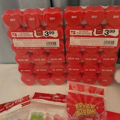 Lot 21: NEW Animated Valentine's Snoopy, Heart Bowls (2), Fun Dough, Treat Bags, Window Gels and Crazy Straws