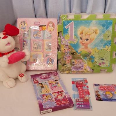 Lot 22: NEW Valentine's Day Animated Dog, Disney Gifts, Cards, and Pez
