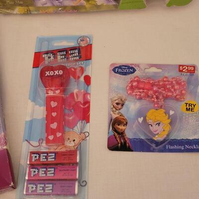 Lot 22: NEW Valentine's Day Animated Dog, Disney Gifts, Cards, and Pez