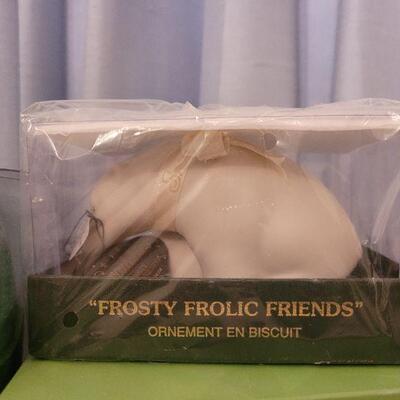Lot 29: NEW Snowbabies & Accessories 