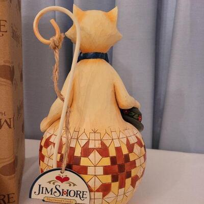 Lot 37: NEW Jim Shores Summer Scene Cat