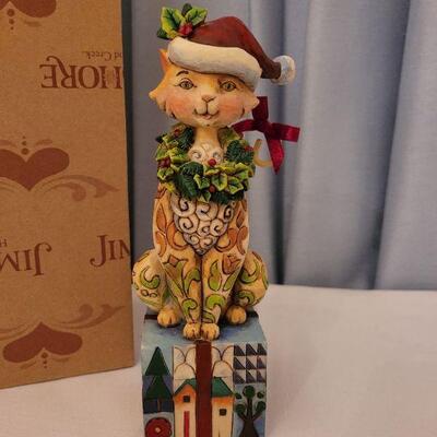 Lot 38: NEW Jim Shores Christmas Cat