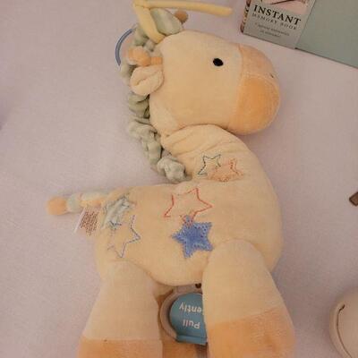 Lot 39: NEW Baby Gifts