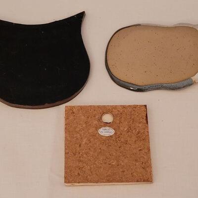 Lot 42: Kitty Tiles and Soap Dish