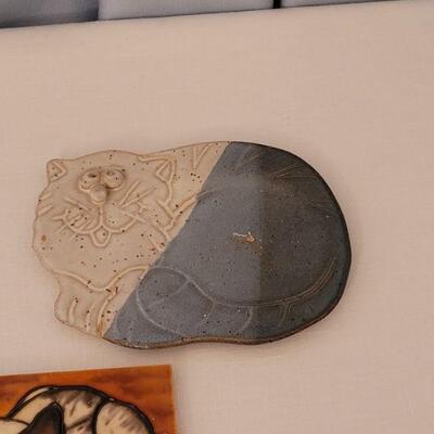 Lot 42: Kitty Tiles and Soap Dish