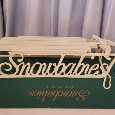 Lot 45: NEW Snowbabies Sled and Ground Cover