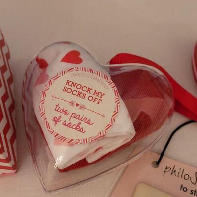 Lot 51:  NEW Valentine's Day Earrings, Stickers & Post Its, Picture Holder, Socks and Coffee Mug