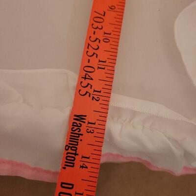 Lot 57: Baby Doll Canopy Bed 