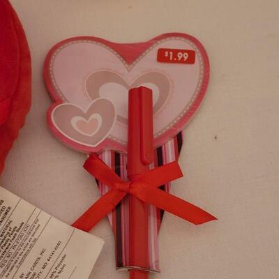 Lot 61: NEW Love Notes Pillow, Notepad & Pen, Coffee Mug and Plushie 