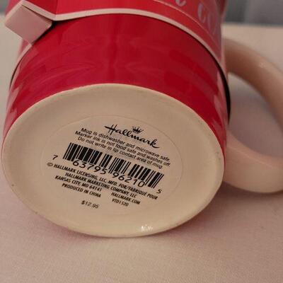 Lot 63: NEW Coffee Mugs and Animated Cupid Bears
