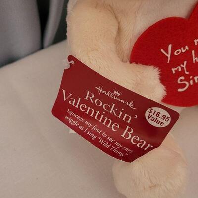 Lot 66:  New Valentine's Day Melting Bears, Animated Bear and Bear in Large Mug