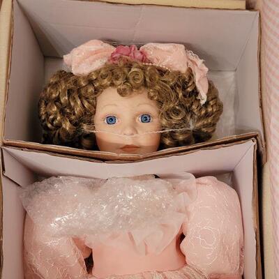 Lot 75: New Precious Princess Collection Joan Doll