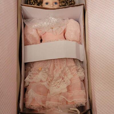 Lot 75: New Precious Princess Collection Joan Doll