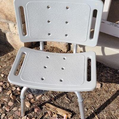 Lot 78: Shower Assist Seating