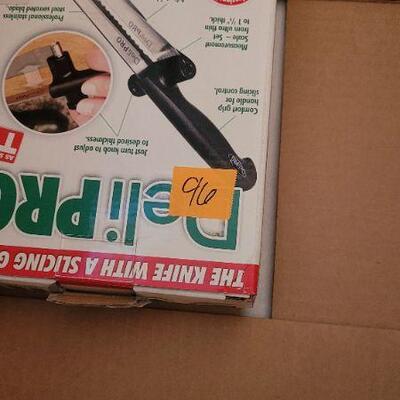 Lot 96: New DELI PRO Slicing Guide Knife