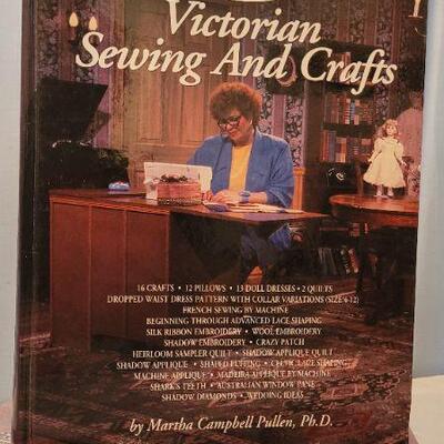 Lot 98: Vintage SEWING Hardback Reference Books