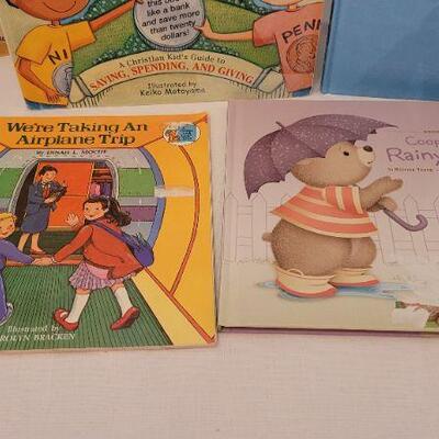 Lot 104: Assorted NEW Children's Books