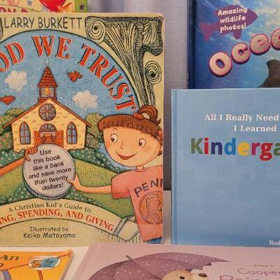 Lot 104: Assorted NEW Children's Books