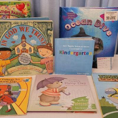 Lot 104: Assorted NEW Children's Books