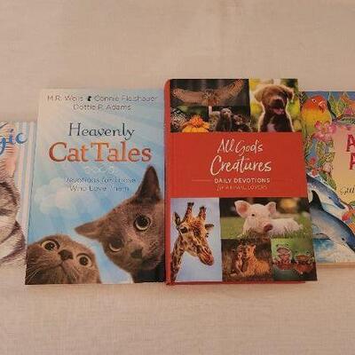Lot 106: Assorted NEW Cat Books