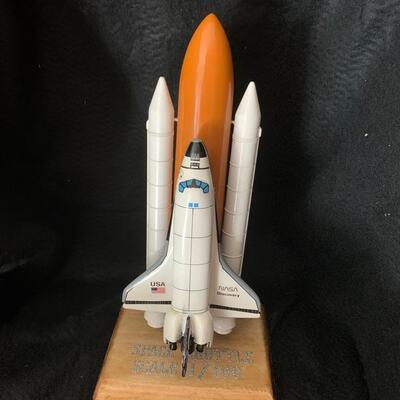 NASA Discovery Model 1/200