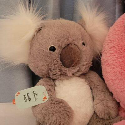 Lot 111: (2) New KOALA ðŸ¨ Stuffed Animals