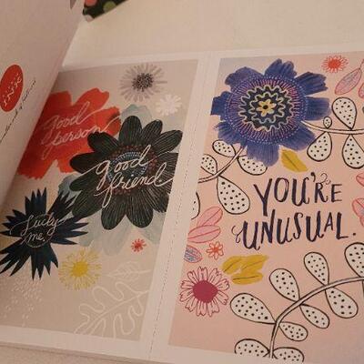 Lot 112: New Assorted Gift Set feat. Postcard BOOK
