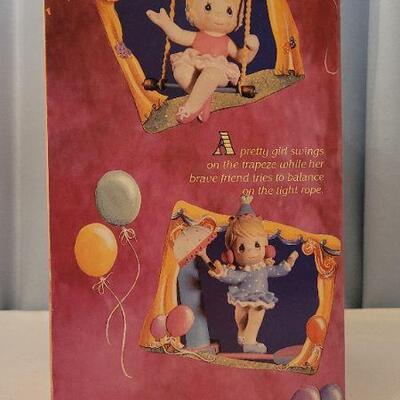 Lot 121: Vintage NEW Precious Moments SAMMY'S CIRCUS Action Musical