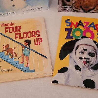 Lot 138: Assorted Children's Books