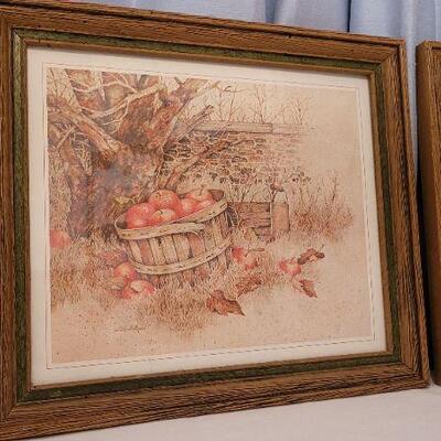 Lot 139: (2) Vintage Fine Art Framed Prints 