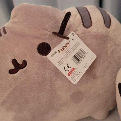 Lot 149: (3) New Stuffed Animal Figures 
