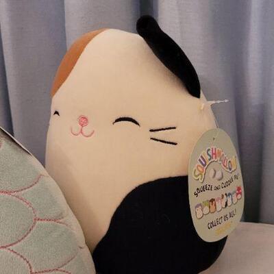 Lot 149: (3) New Stuffed Animal Figures 