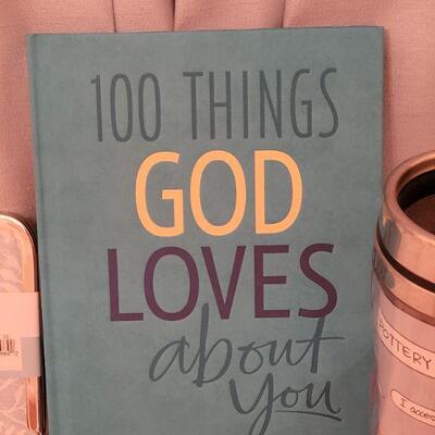 Lot 170: NEW Travel Cup, Book, Notepad, Dog Leash, Photo Clutch 